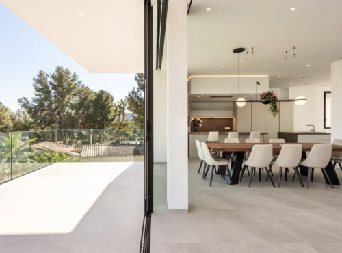 Zahraniční nemovitosti - K prodeji: Moderní vila v Son Vida