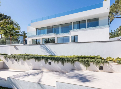 Zahraniční nemovitosti - K prodeji: Moderní vila v Son Vida