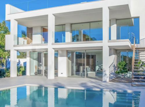 Prodej - K prodeji: Luxusní vila s výhledem na moře v Nova Santa Ponsa