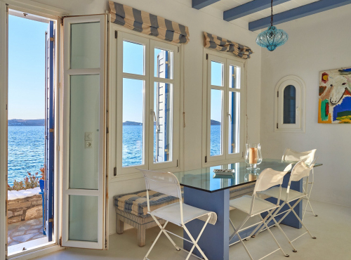 For sale: Apartment with direct access to the sea, Greece - Paros
