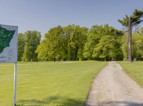 Sale - Historic villa on a golf course, Silherovice