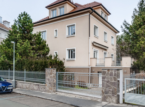Sale - Representative villa with garden, Prague 5 - Bertramka