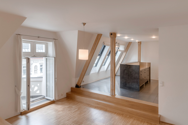 Mezonet 4+1 v historickém centru, Praha 1 - Pařížská