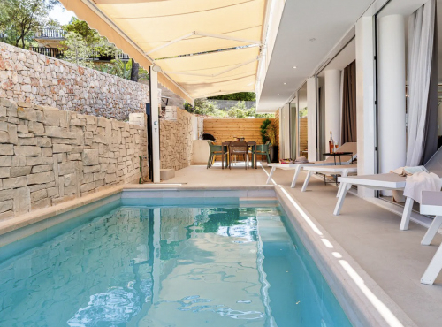 Zahraniční nemovitosti - K prodeji: Elegantní vila s výhledem na moře, Chorvatsko - Hvar