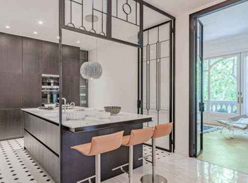 Zahraniční nemovitosti - K prodeji: Elegantní byt v centru města, Španělsko - Barcelona