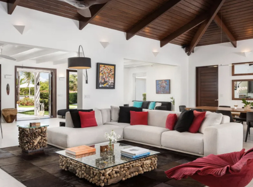 Zahraniční nemovitosti - K prodeji: Vila u tropického mořského kanálu, Karibik - Turks and Caicos