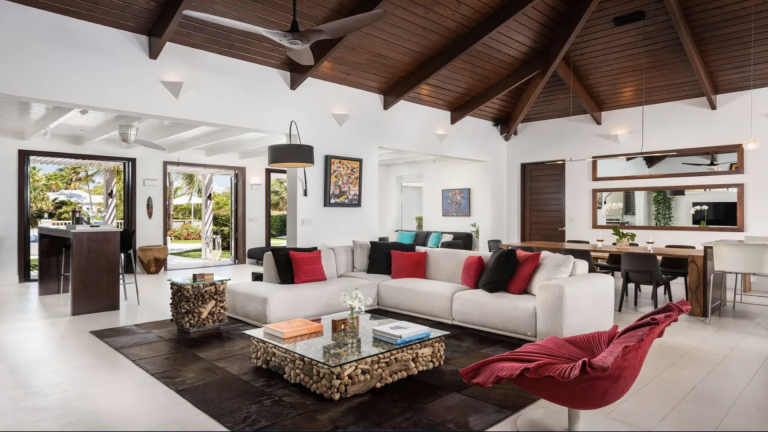 K prodeji: Vila u tropického mořského kanálu, Karibik - Turks and Caicos