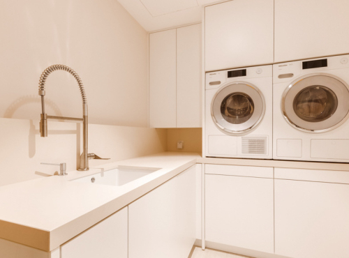 Pronájem - Exkluzivní dvoupodlažní byt 6+kk s bazénem, Praha 7 - Holešovice