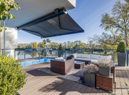 Pronájem - Exkluzivní dvoupodlažní byt 6+kk s bazénem, Praha 7 - Holešovice