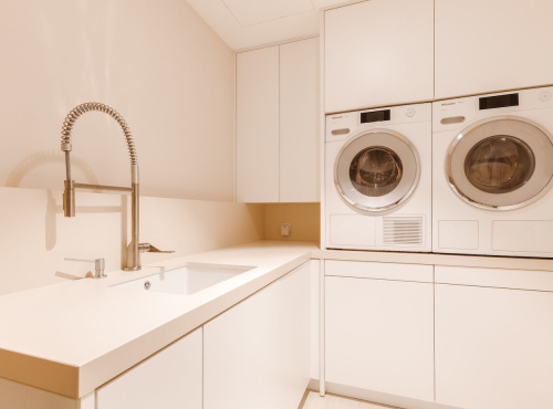 Pronájem - Exkluzivní dvoupodlažní byt 6+kk s bazénem, Praha 7 - Holešovice