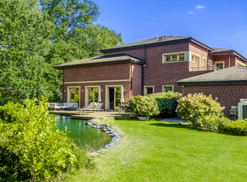 Luxury villa with garden, Prague-West, Průhonice