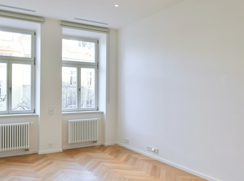 Pronájem - Slunný byt 3+kk s balkonem, Praha 5 - Janáčkovo nábřeží