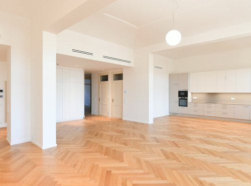 Pronájem - Prostorný byt 3+kk s balkonem, Praha 5 - Janáčkovo nábřeží