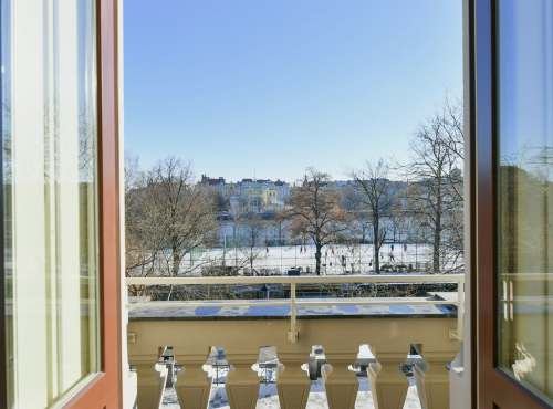 Pronájem - Prostorný byt 3+kk s balkonem, Praha 5 - Janáčkovo nábřeží