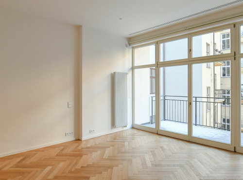 Pronájem - Prostorný byt 3+kk s balkonem, Praha 5 - Janáčkovo nábřeží