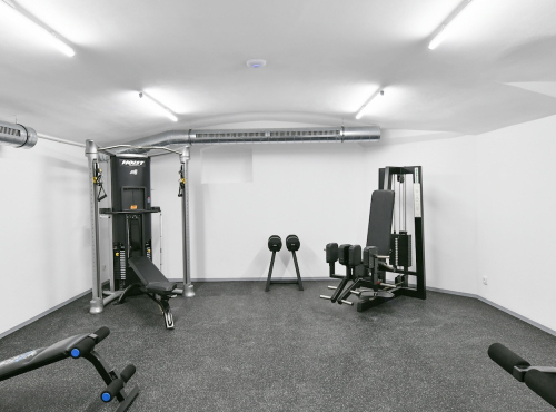 Pronájem - Prostorný byt 3+kk s balkonem, Praha 5 - Janáčkovo nábřeží