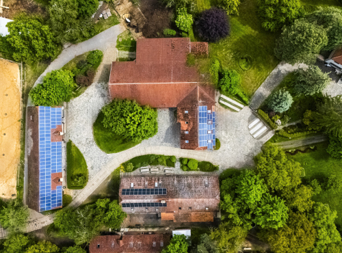 Prodej - Usedlost s prvorepublikovou vilou, Středočeský kraj - Kácov