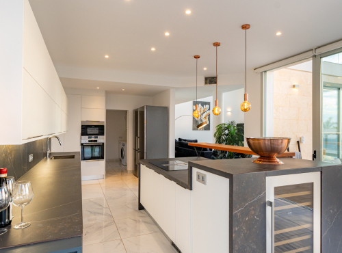 Zahraniční nemovitosti - K prodeji: Moderní vila,  Španělsko - Tenerife