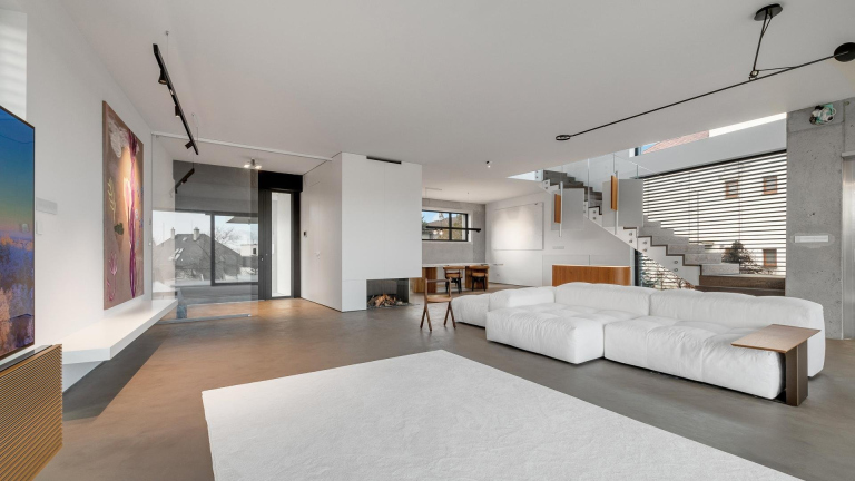 Minimalist Vila Ria, Slovakia - Bratislava, Old Town