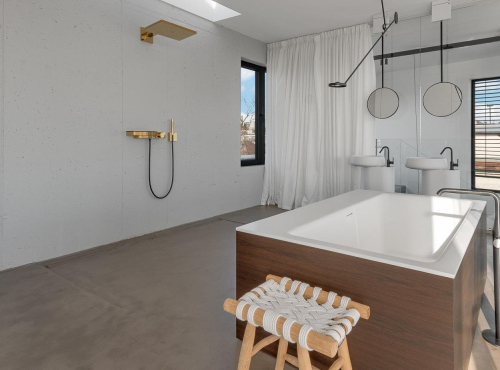 Zahraniční nemovitosti - Minimalistická Vila Ria, Slovensko - Bratislava, Staré Město