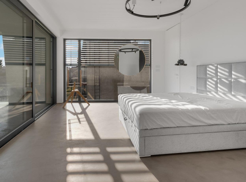 Zahraniční nemovitosti - Minimalistická Vila Ria, Slovensko - Bratislava, Staré Město