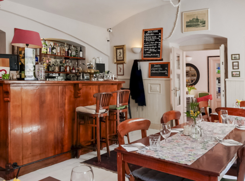 Sale - Stylish boutique hotel, Central Bohemia - Okoř