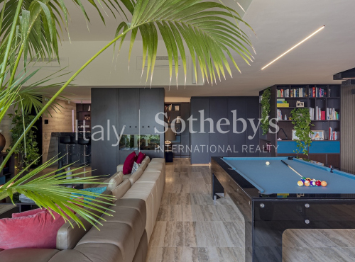 Sunny penthouse with swimming pool, Italy - Milan