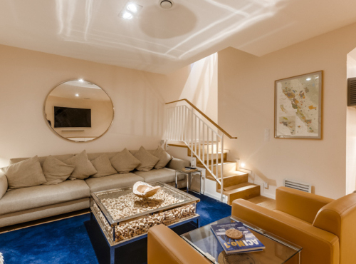 Sale - Exclusive townhouse apartment with swimming pool, Prague 7 - Holešovice