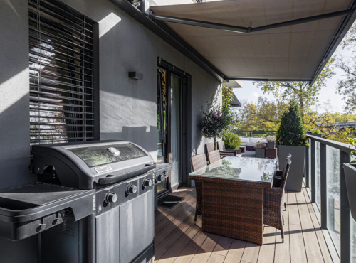 Sale - Exclusive townhouse apartment with swimming pool, Prague 7 - Holešovice