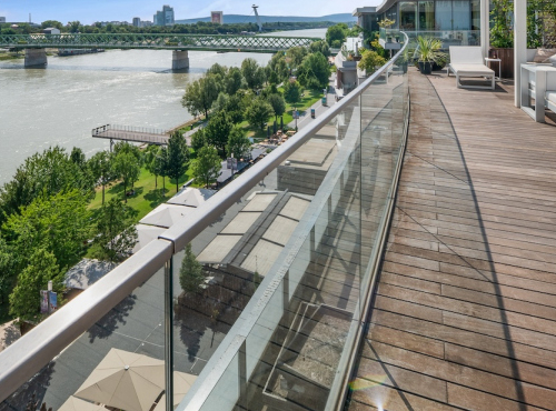 Moderní penthouse s výhledem na Dunaj, Bratislava - Slovensko