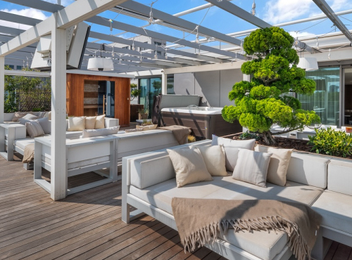 Zahraniční nemovitosti - Moderní penthouse s výhledem na Dunaj, Bratislava - Slovensko