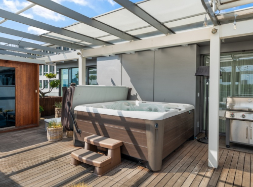 Zahraniční nemovitosti - Moderní penthouse s výhledem na Dunaj, Bratislava - Slovensko