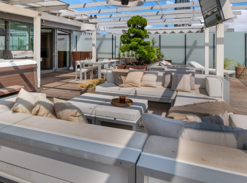 Zahraniční nemovitosti - Moderní penthouse s výhledem na Dunaj, Bratislava - Slovensko