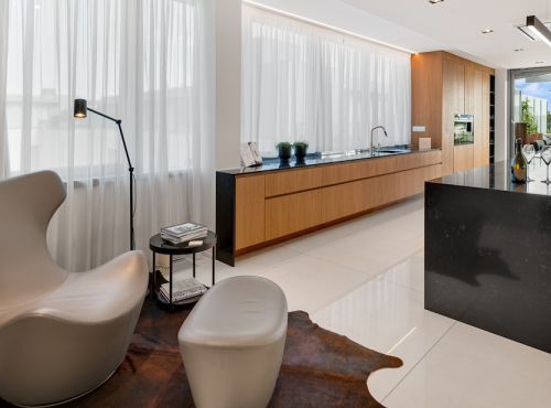 Zahraniční nemovitosti - Moderní penthouse s výhledem na Dunaj, Bratislava - Slovensko