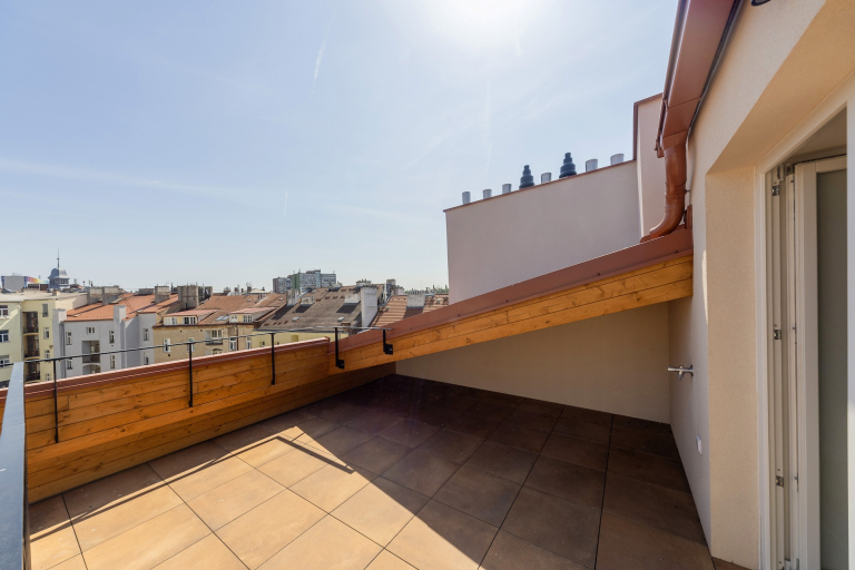 Světlý 4+kk byt, Praha 10 - Vršovice