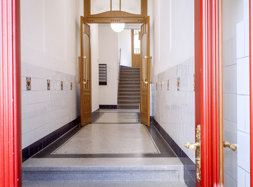 Sale - Bright 4+kk apartment, Prague 10 - Vršovice