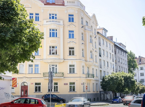 Sale - Elegant 2+kk apartment, Prague 10 - Vršovice