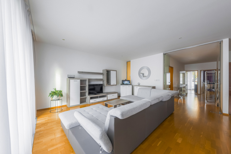 Byt 3+kk se dvěma  balkóny, Praha 10 - Vinohrady