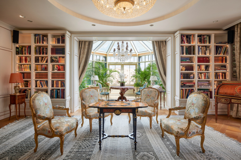 Magnificent villa, Prague 6 - Lysolaje