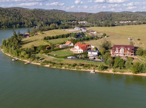 Prodej - Venkovská vila,  Středočeský kraj - Zvírotice