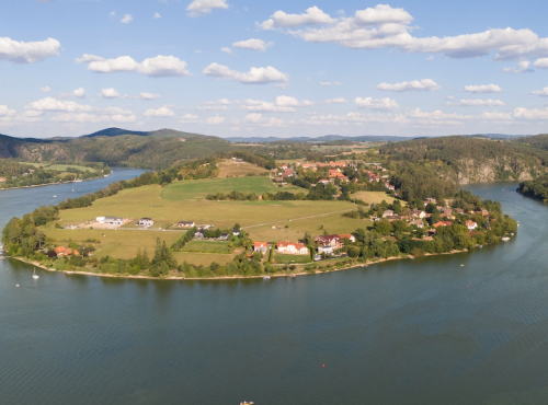 Prodej - Venkovská vila,  Středočeský kraj - Zvírotice