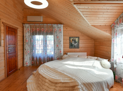 Prodej - Venkovská vila,  Středočeský kraj - Zvírotice