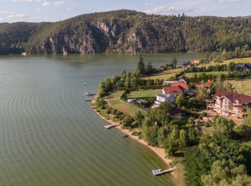 Prodej - Venkovská vila,  Středočeský kraj - Zvírotice