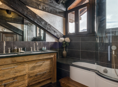 Zahraniční nemovitosti - Horský chalet St. Christophe, Francie - Courchevel