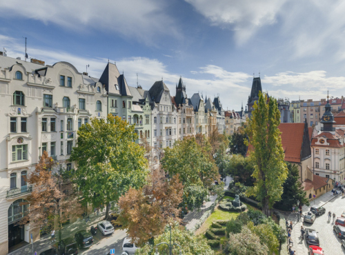 Pronájem - Luxusní byt 3+1 v secesním stylu, Praha 1 - Pařížská