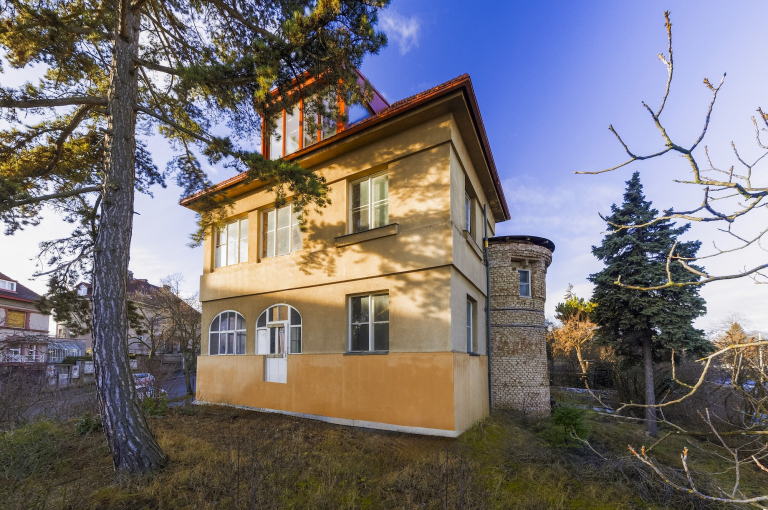 Four-floor villa, Prague 6 - Střešovice