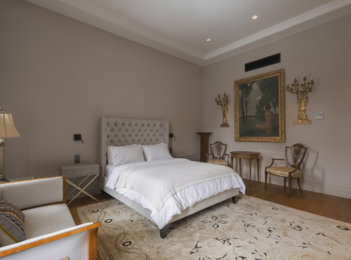 Pronájem - Luxusní byt 5+1, Praha 1 - Petrské náměstí