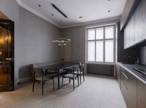 Pronájem - Luxusní byt 5+1, Praha 1 - Petrské náměstí