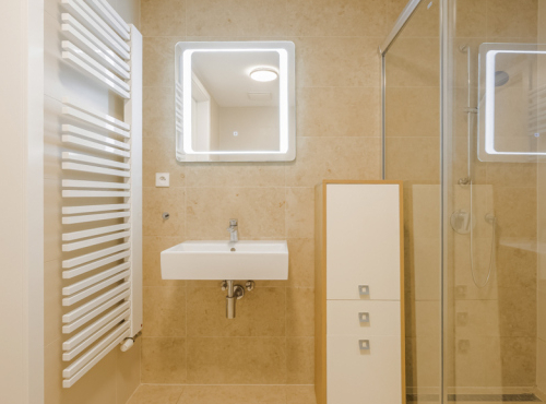 Prodej - Moderní byt 2+kk s balkonem, Praha 5 - Smíchov