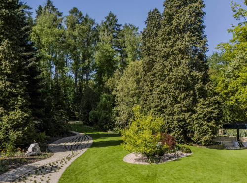 Prodej - Výjimečná vila, Středočeský kraj - Pyšely